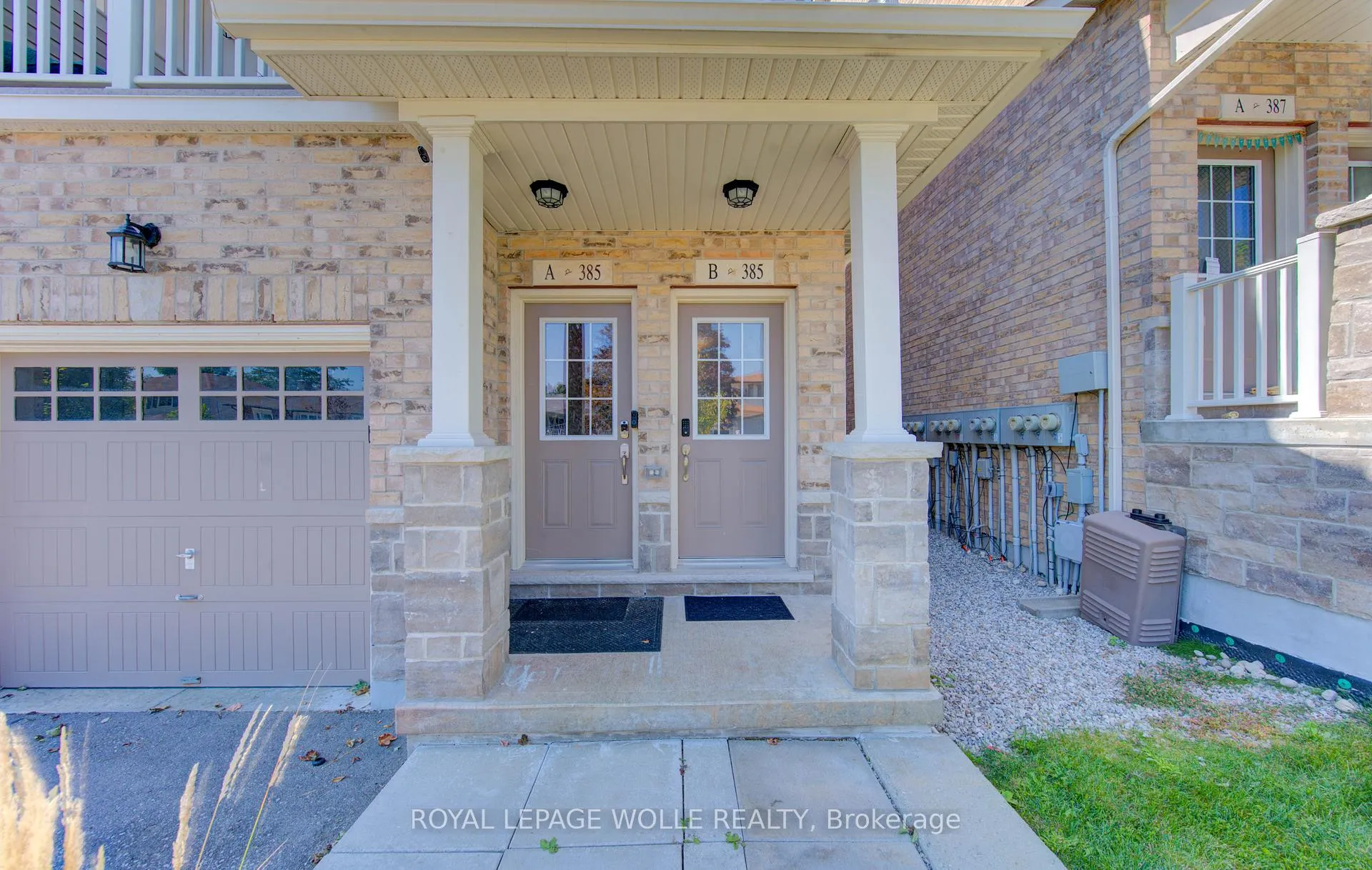 Photo 4 of Unit B, 385 Westwood Drive, Kitchener — HOMEH
