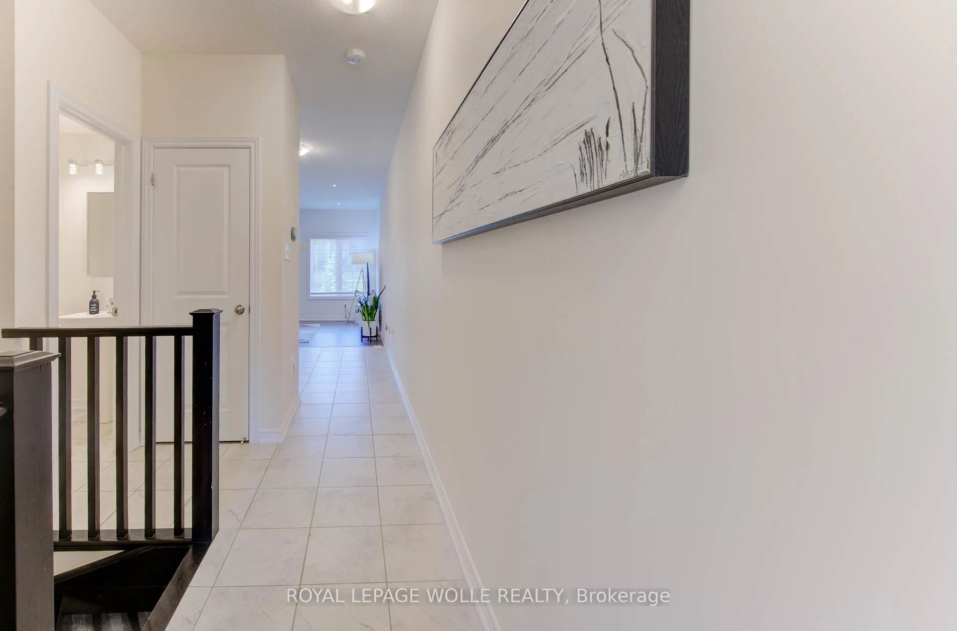 Photo 7 of Unit B, 385 Westwood Drive, Kitchener — HOMEH