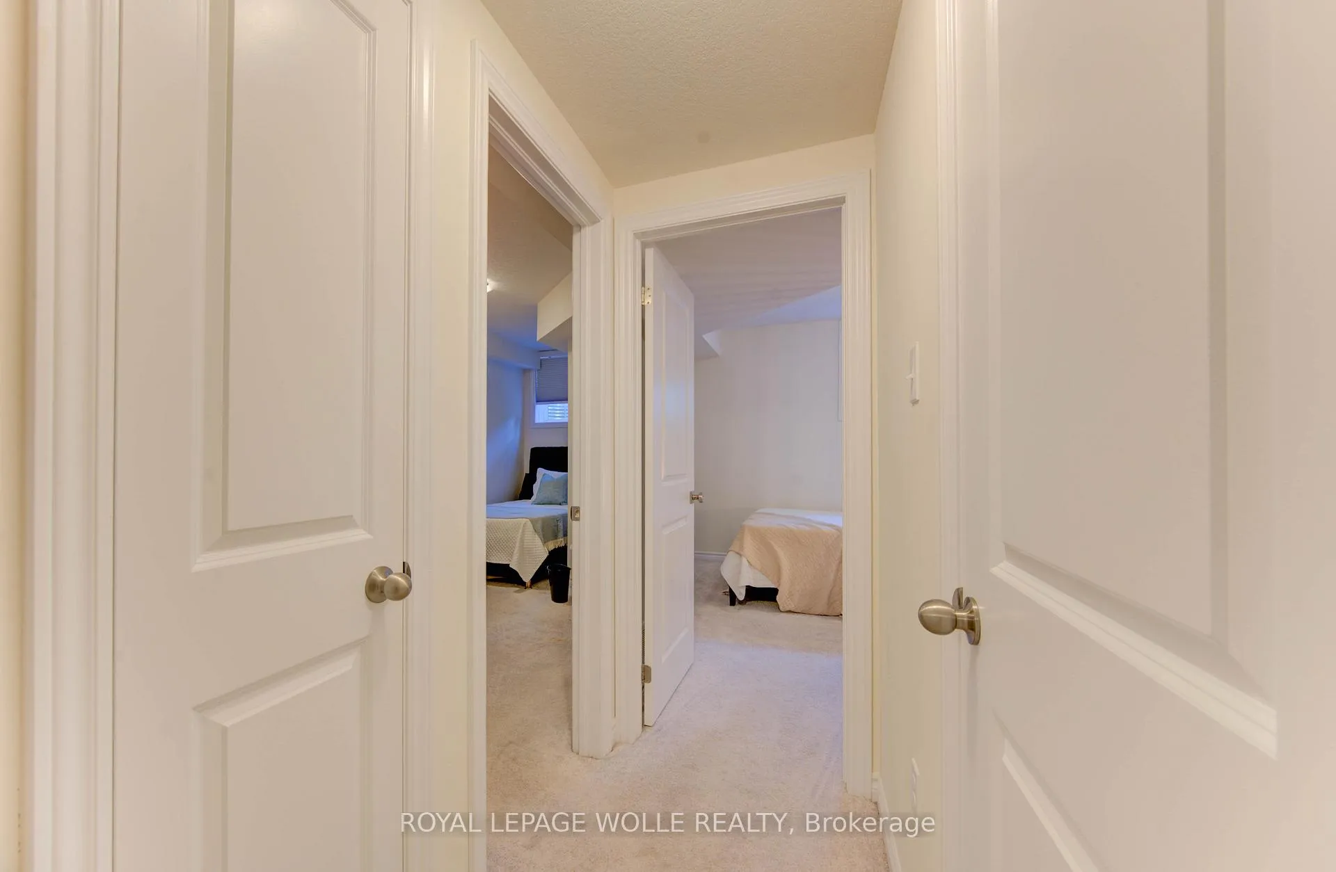Photo 25 of Unit B, 385 Westwood Drive, Kitchener — HOMEH