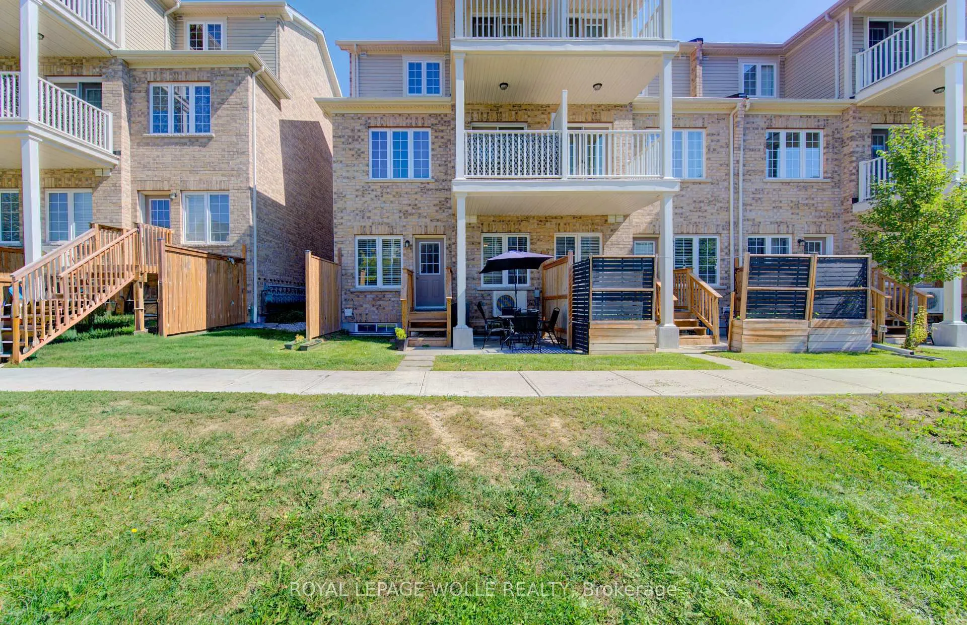 Photo 33 of Unit B, 385 Westwood Drive, Kitchener — HOMEH