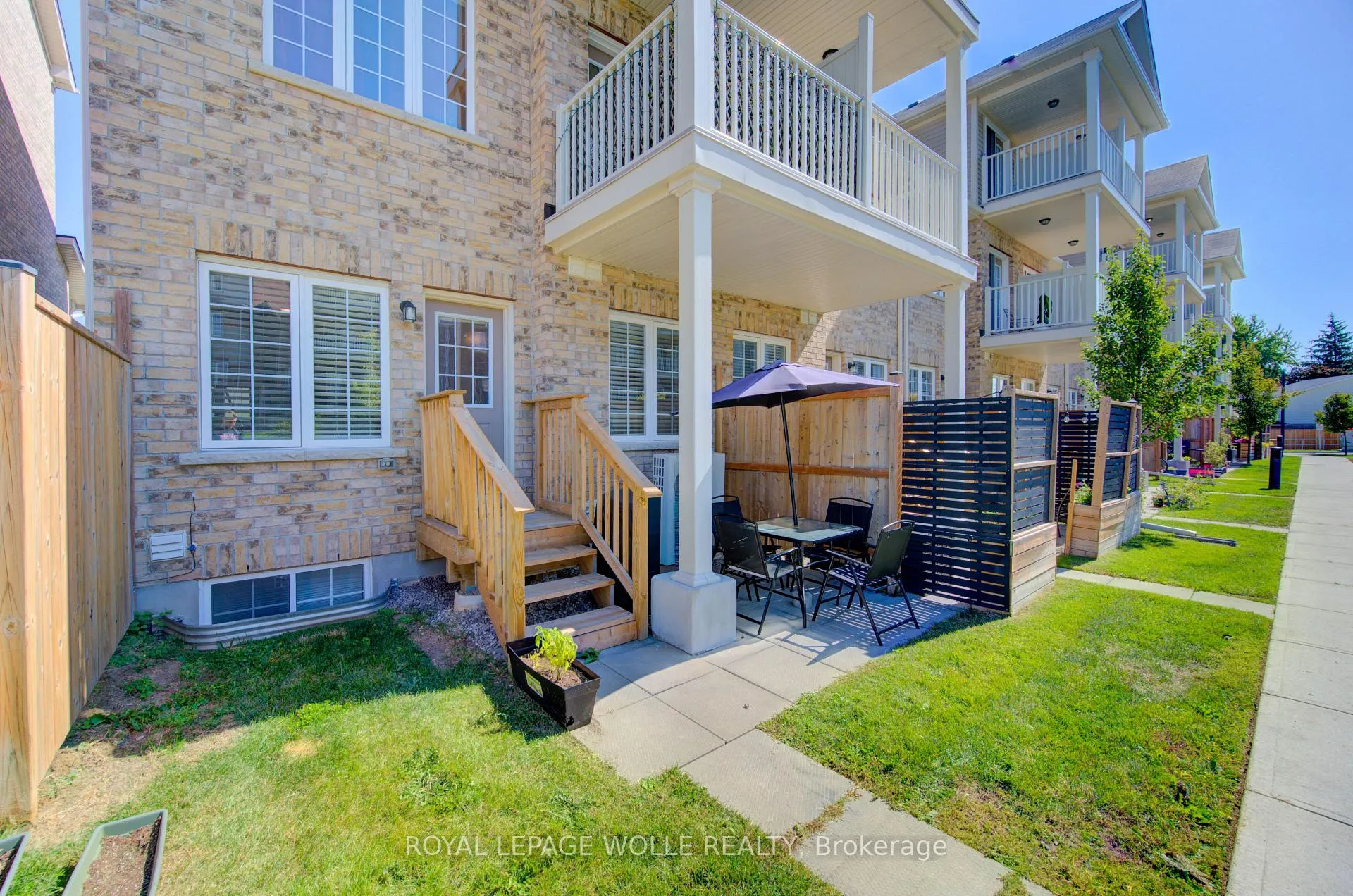Photo 34 of Unit B, 385 Westwood Drive, Kitchener — HOMEH