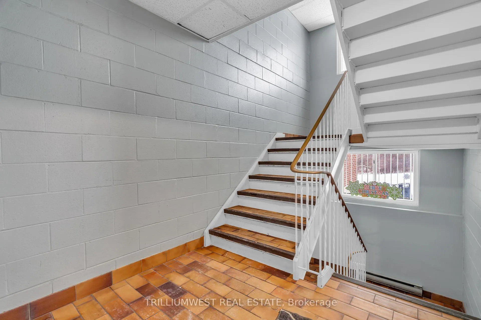 Photo 6 of 4 Avalon Place, Waterloo — HOMEH