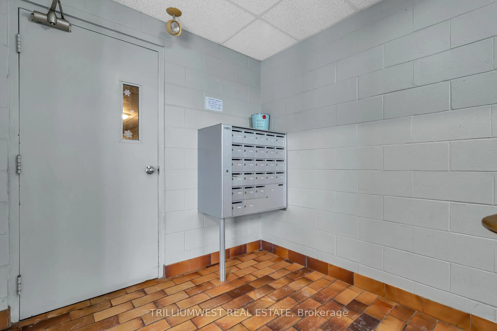Photo 7 of 4 Avalon Place, Waterloo — HOMEH