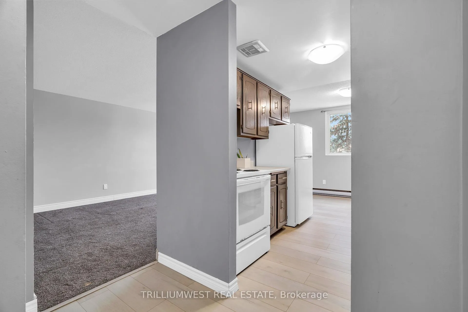 Photo 8 of 4 Avalon Place, Waterloo — HOMEH
