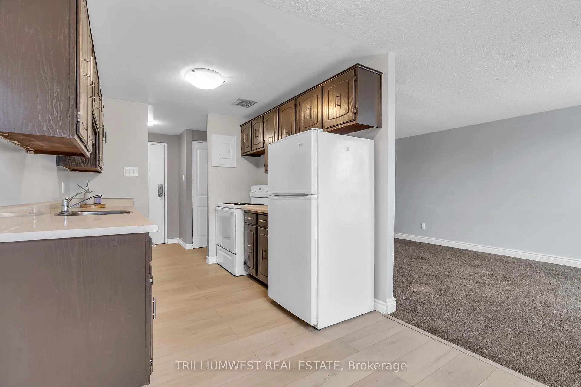 Photo 12 of 4 Avalon Place, Waterloo — HOMEH