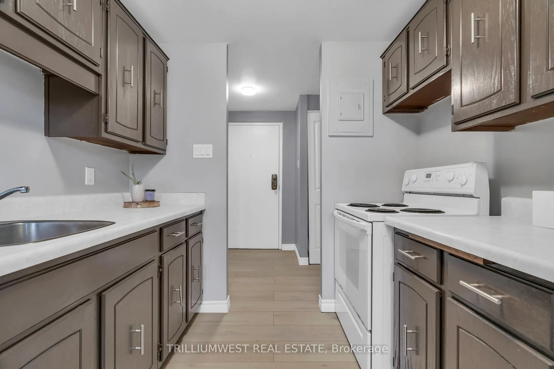 Photo 13 of 4 Avalon Place, Waterloo — HOMEH