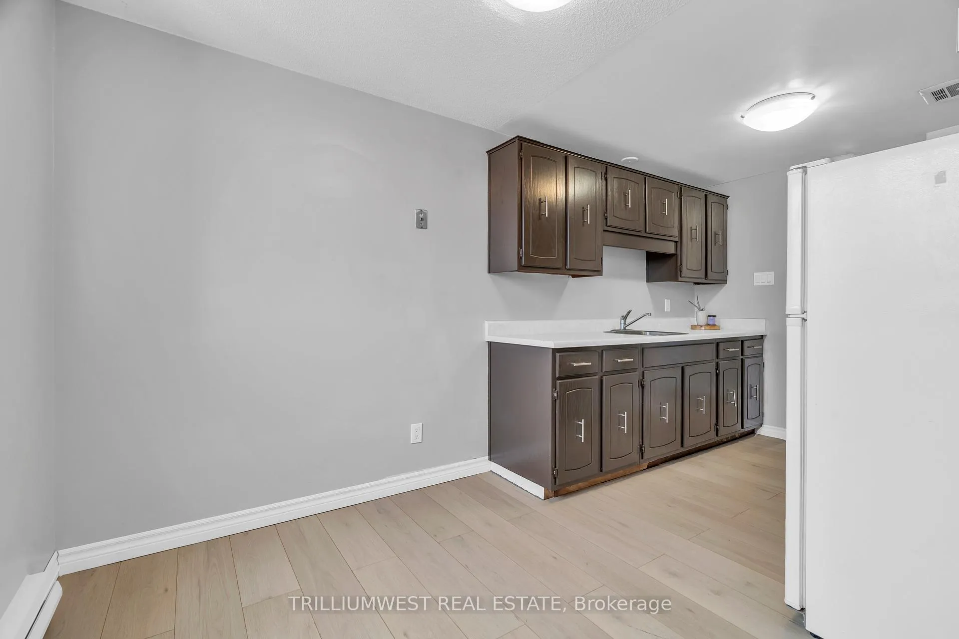 Photo 14 of 4 Avalon Place, Waterloo — HOMEH