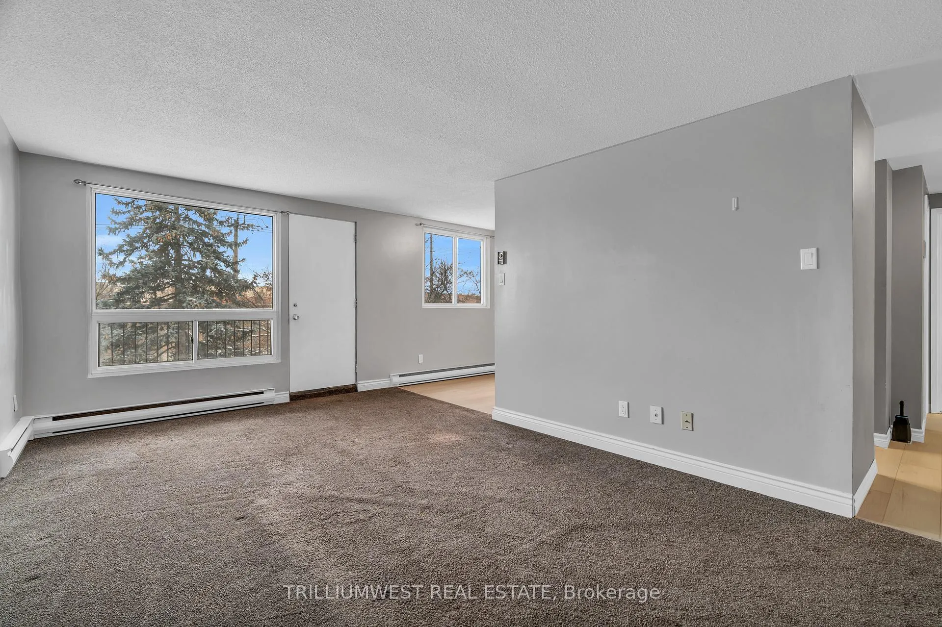 Photo 17 of 4 Avalon Place, Waterloo — HOMEH