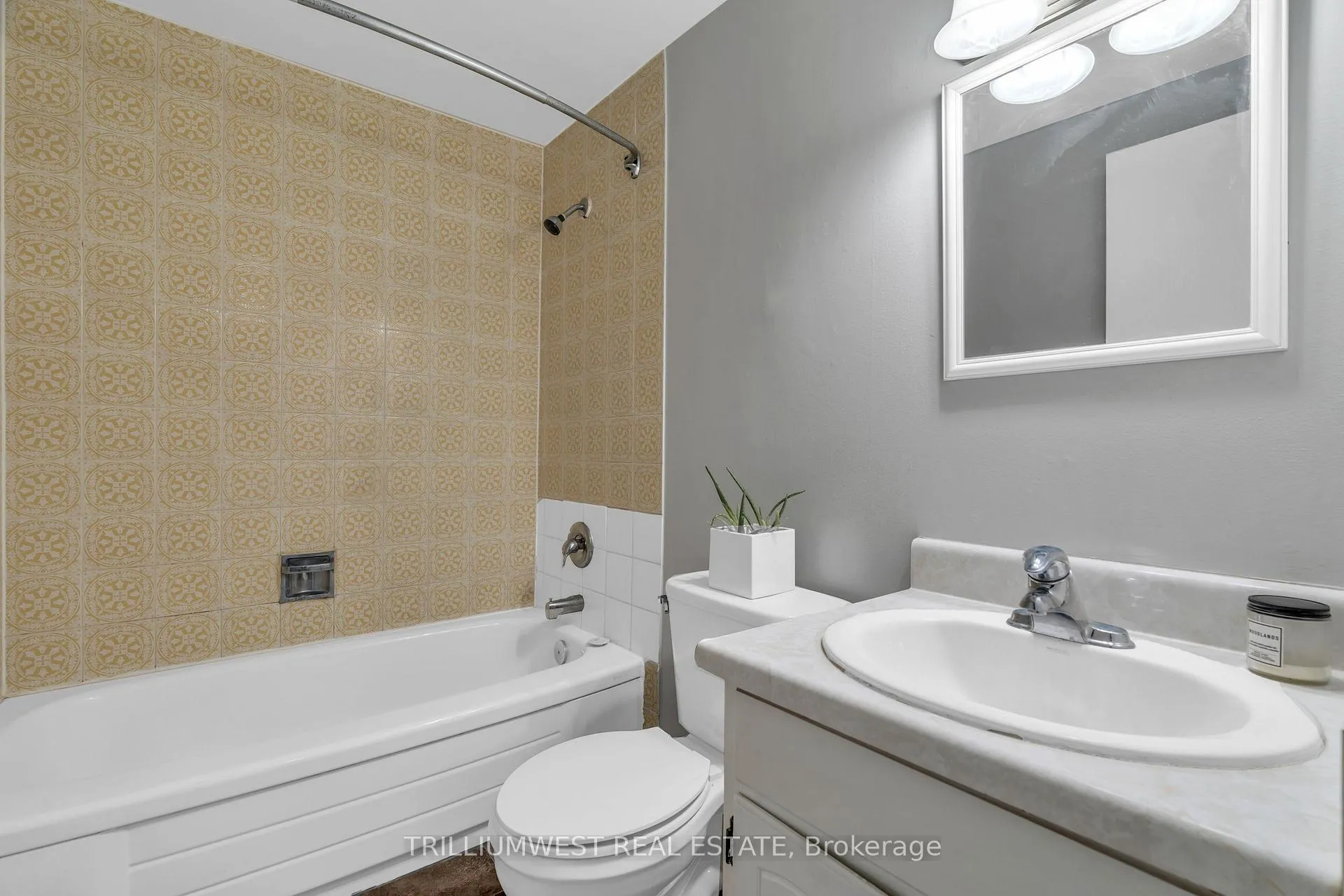 Photo 20 of 4 Avalon Place, Waterloo — HOMEH