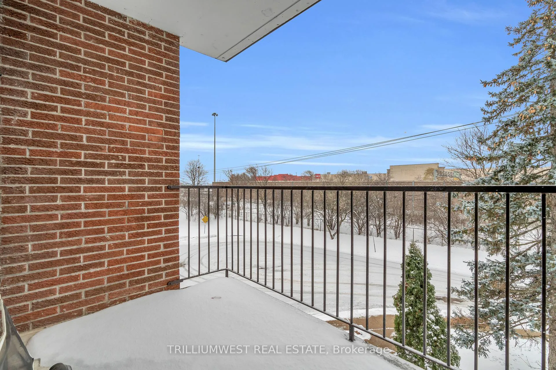 Photo 23 of 4 Avalon Place, Waterloo — HOMEH