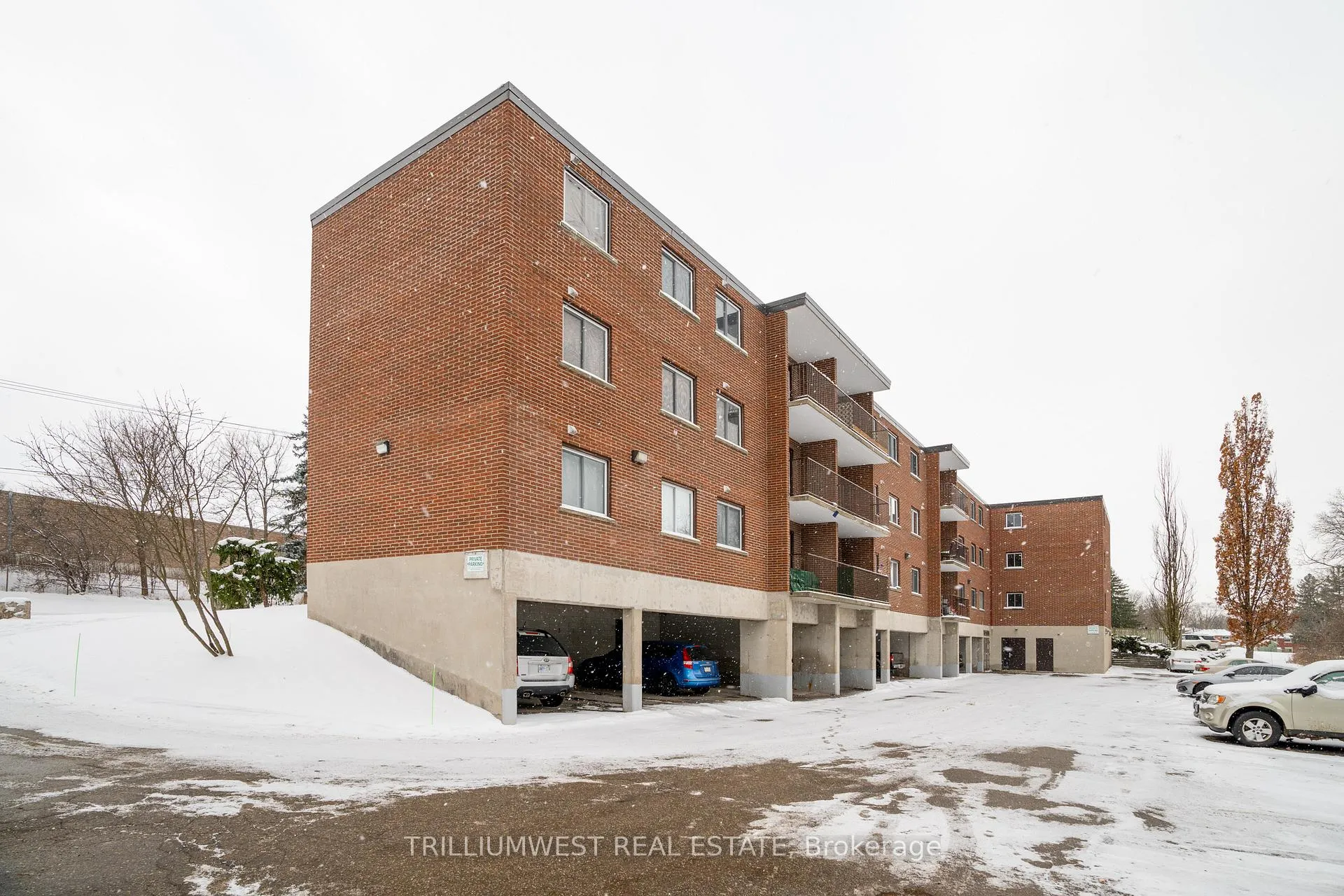 Photo 27 of 4 Avalon Place, Waterloo — HOMEH