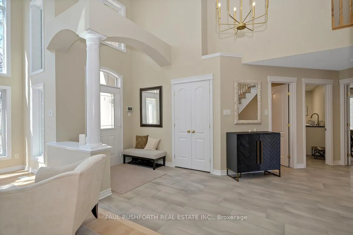 Photo 4 of 22 Blackshire Circle, Ottawa, Barrhaven - Stonebridge — HOMEH
