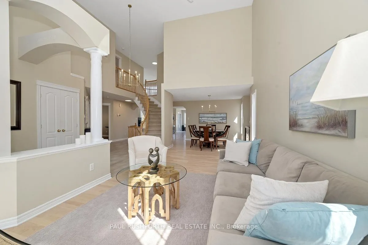 Photo 9 of 22 Blackshire Circle, Ottawa, Barrhaven - Stonebridge — HOMEH