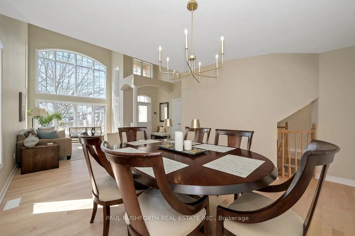 Photo 12 of 22 Blackshire Circle, Ottawa, Barrhaven - Stonebridge — HOMEH
