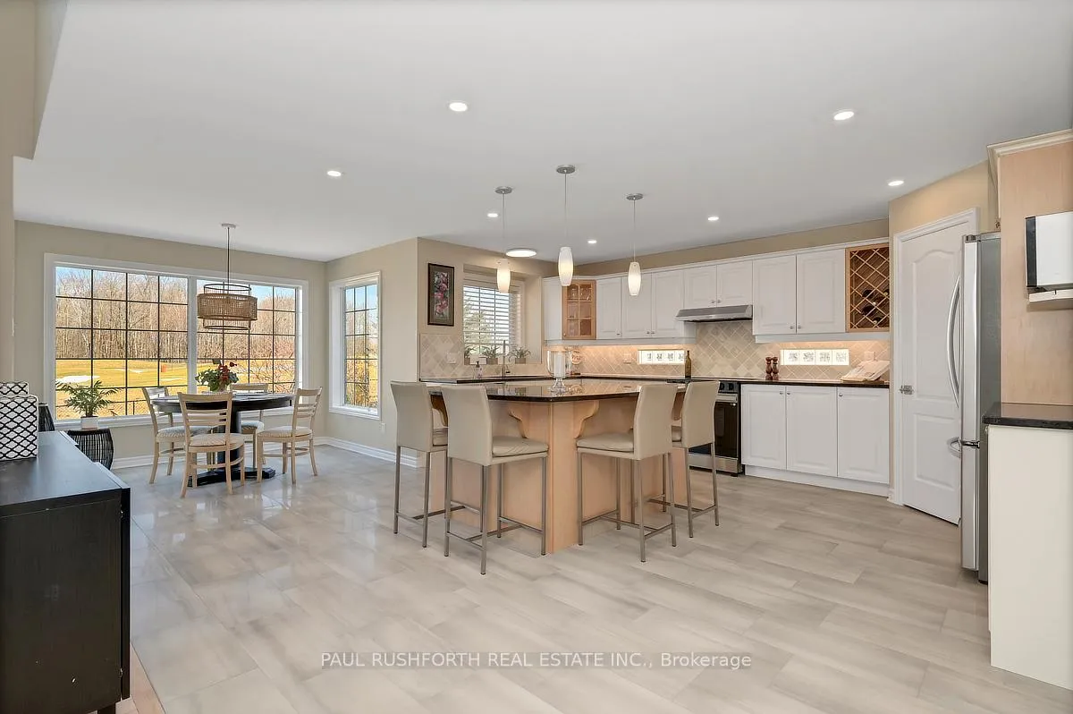 Photo 13 of 22 Blackshire Circle, Ottawa, Barrhaven - Stonebridge — HOMEH