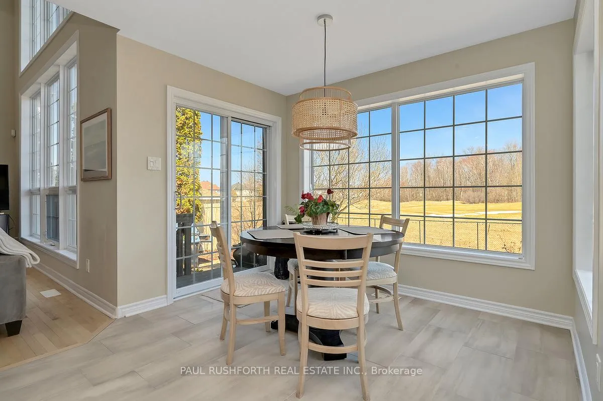 Photo 18 of 22 Blackshire Circle, Ottawa, Barrhaven - Stonebridge — HOMEH