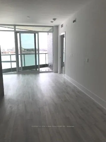 Photo 3 of Unit 504, 1 Edgewater Drive, Toronto, Waterfront Communities — HOMEH