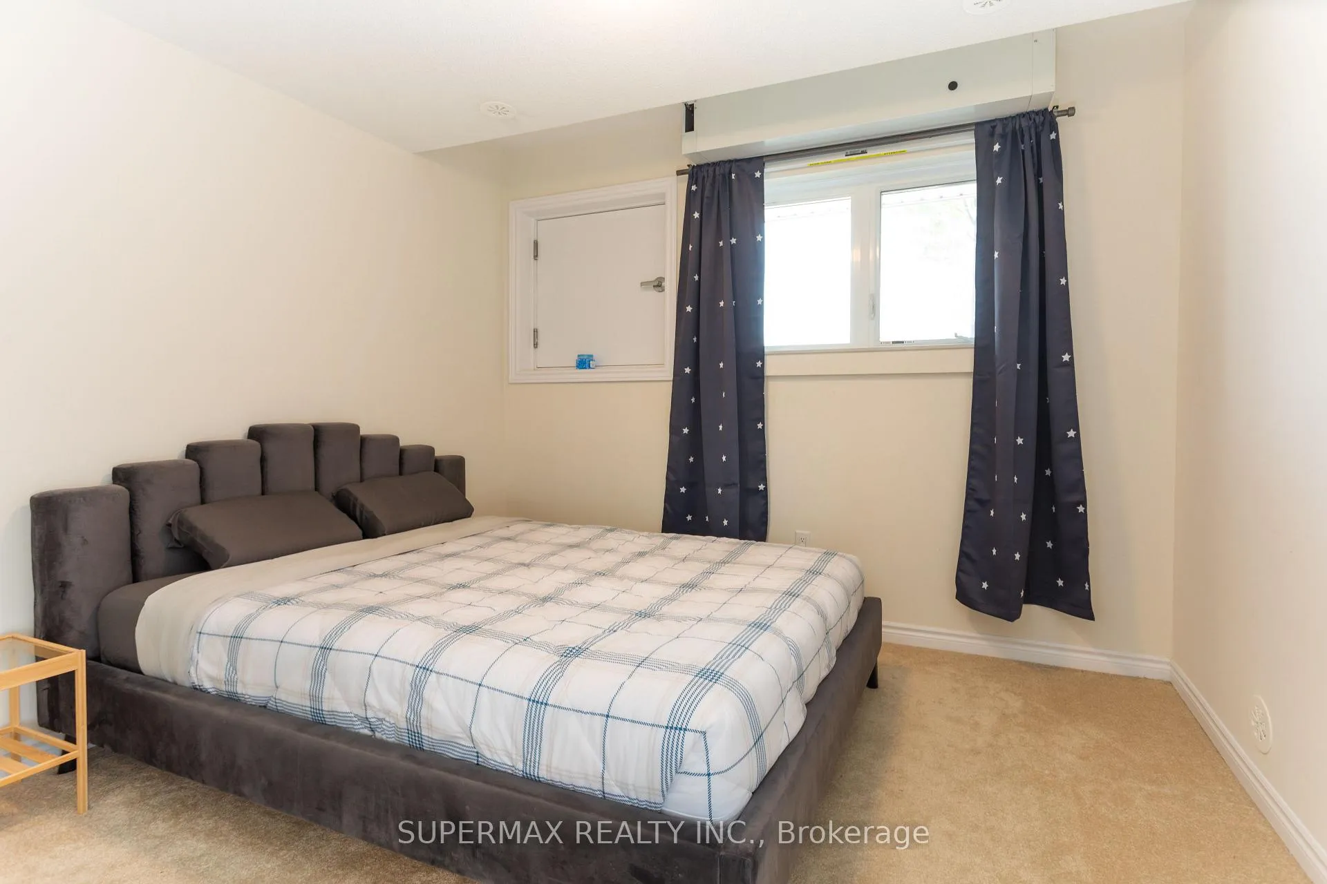 Photo 22 of Unit 10, 470 Beresford Path, Oshawa, Central — HOMEH