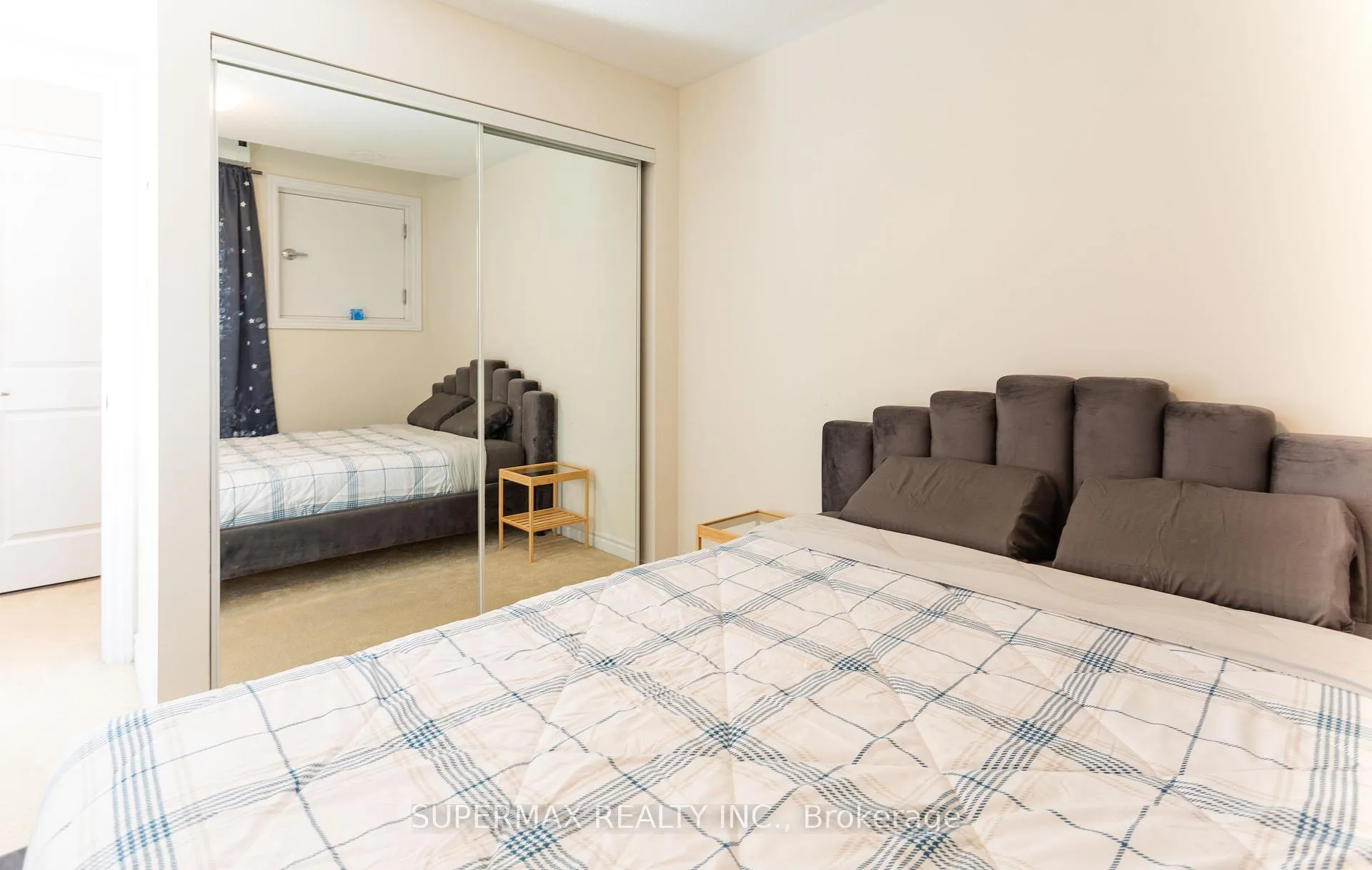 Photo 23 of Unit 10, 470 Beresford Path, Oshawa, Central — HOMEH