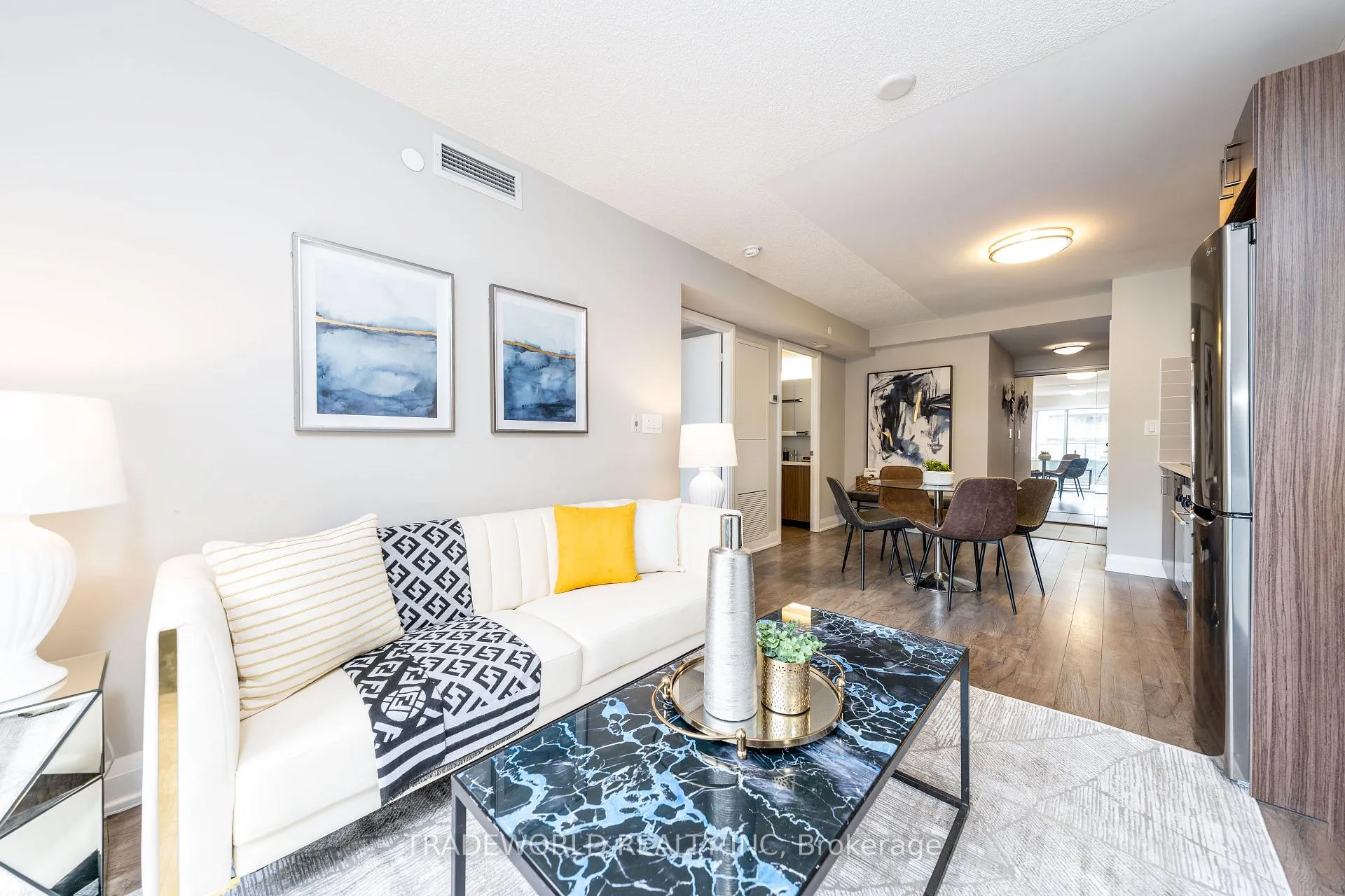 Photo 7 of Unit 631, 18 Uptown Drive, Markham, Unionville — HOMEH