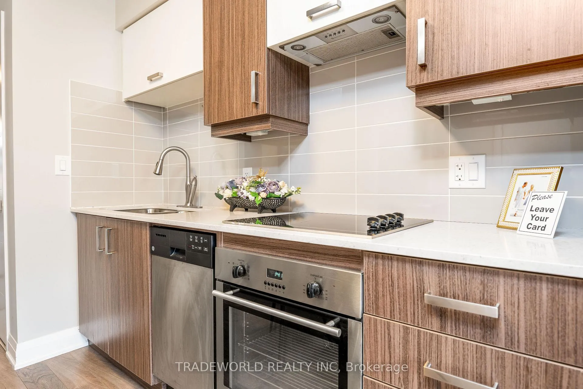 Photo 13 of Unit 631, 18 Uptown Drive, Markham, Unionville — HOMEH