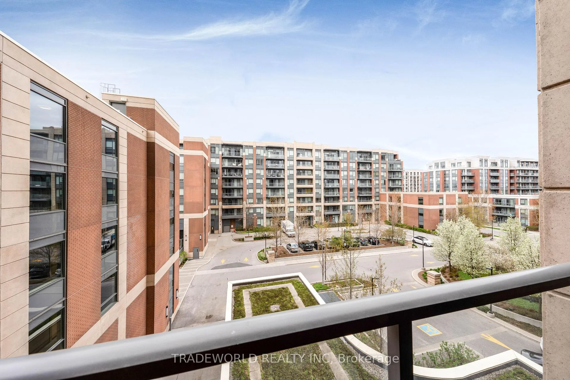 Photo 17 of Unit 631, 18 Uptown Drive, Markham, Unionville — HOMEH