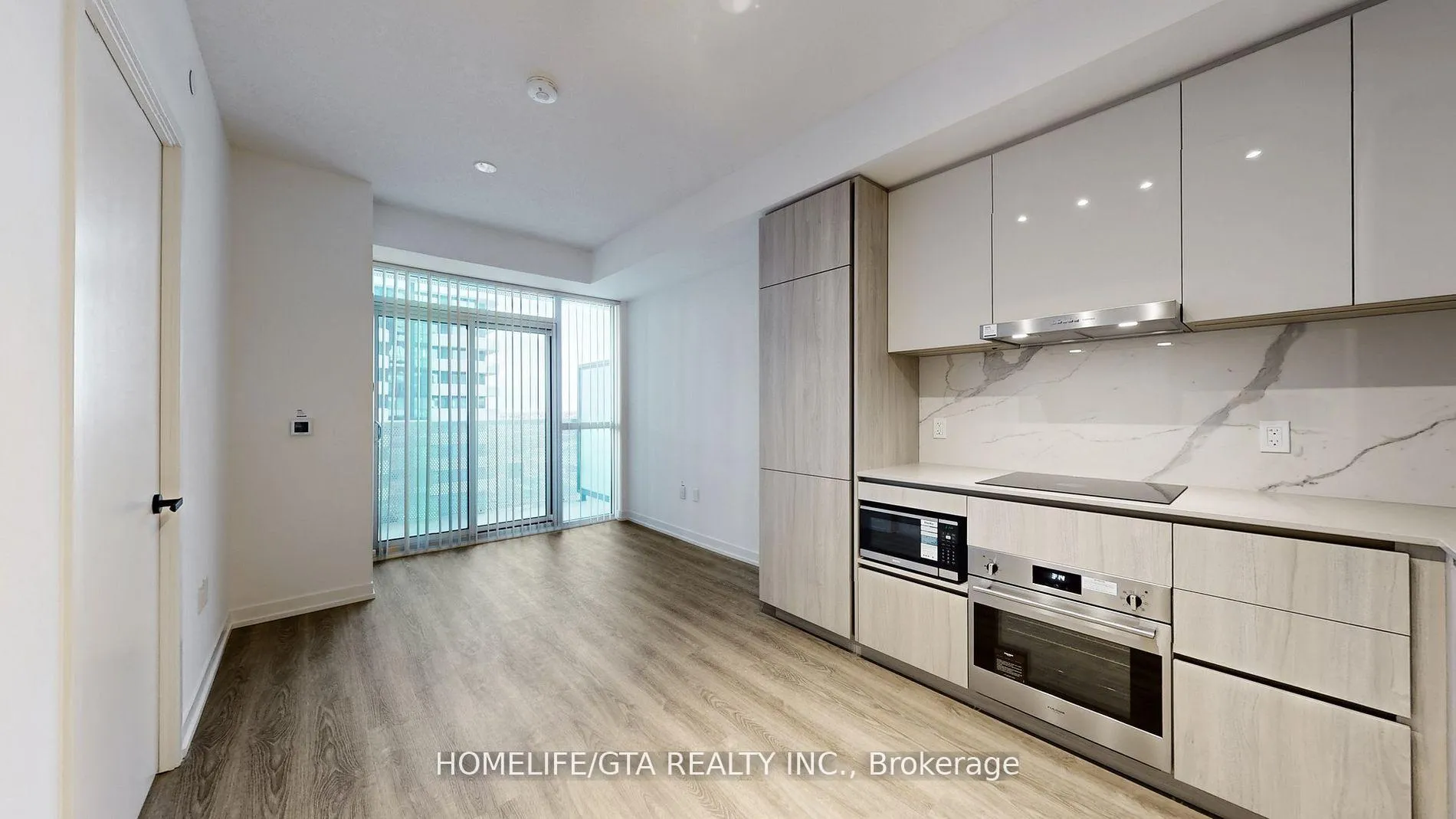 Photo 7 of Unit 1015, 8 Interchange Way, Vaughan, Vaughan Corporate Centre — HOMEH