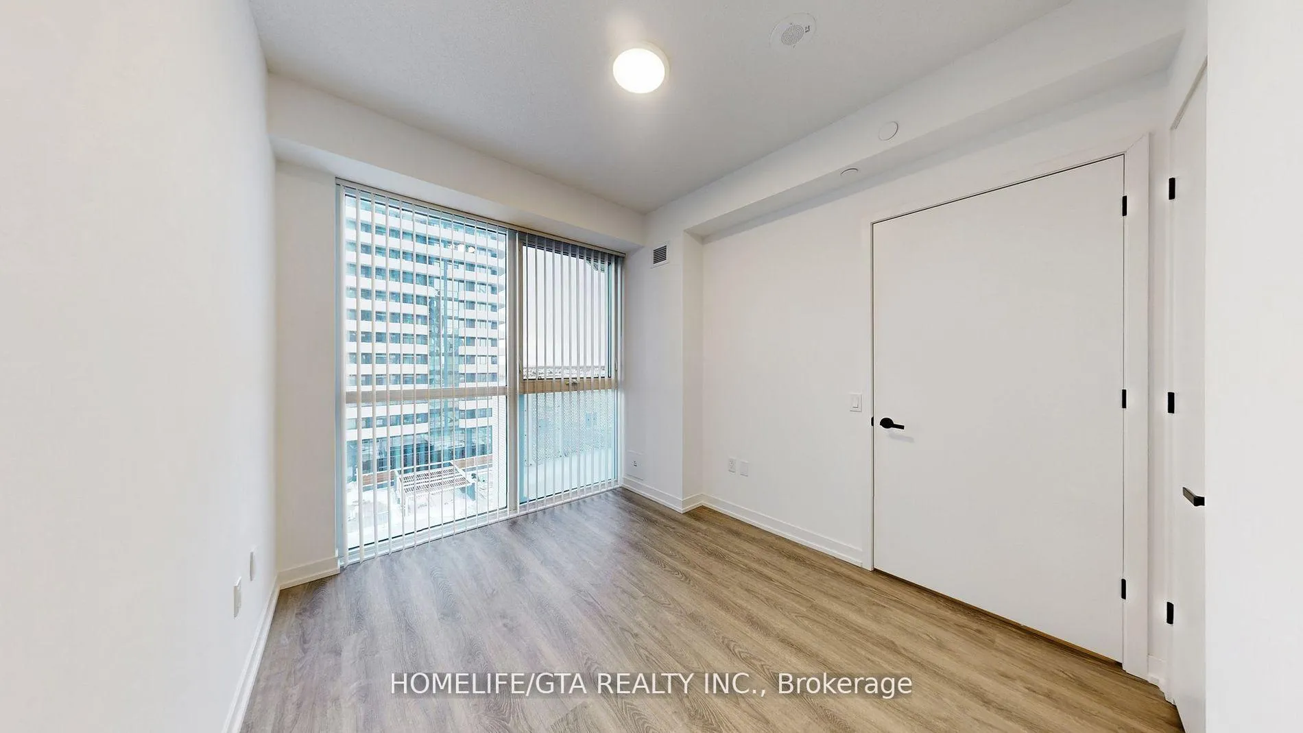 Photo 19 of Unit 1015, 8 Interchange Way, Vaughan, Vaughan Corporate Centre — HOMEH