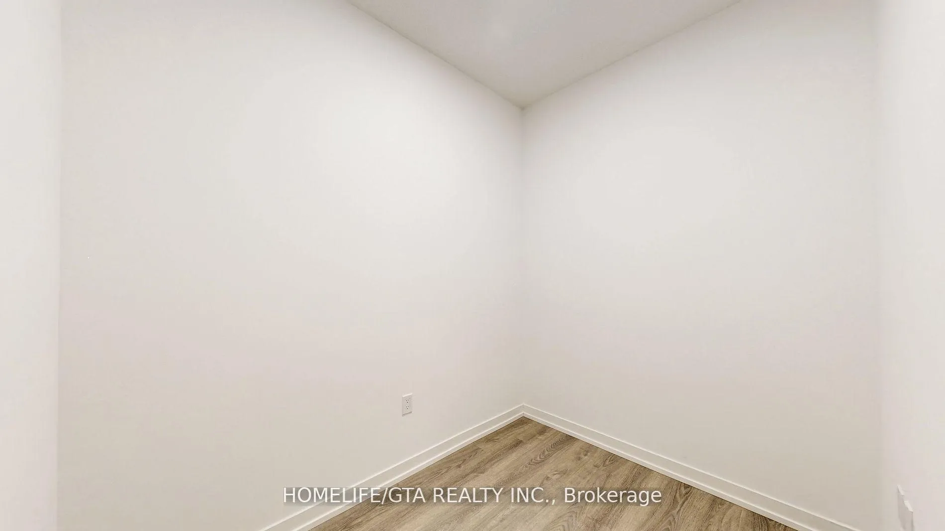 Photo 25 of Unit 1015, 8 Interchange Way, Vaughan, Vaughan Corporate Centre — HOMEH
