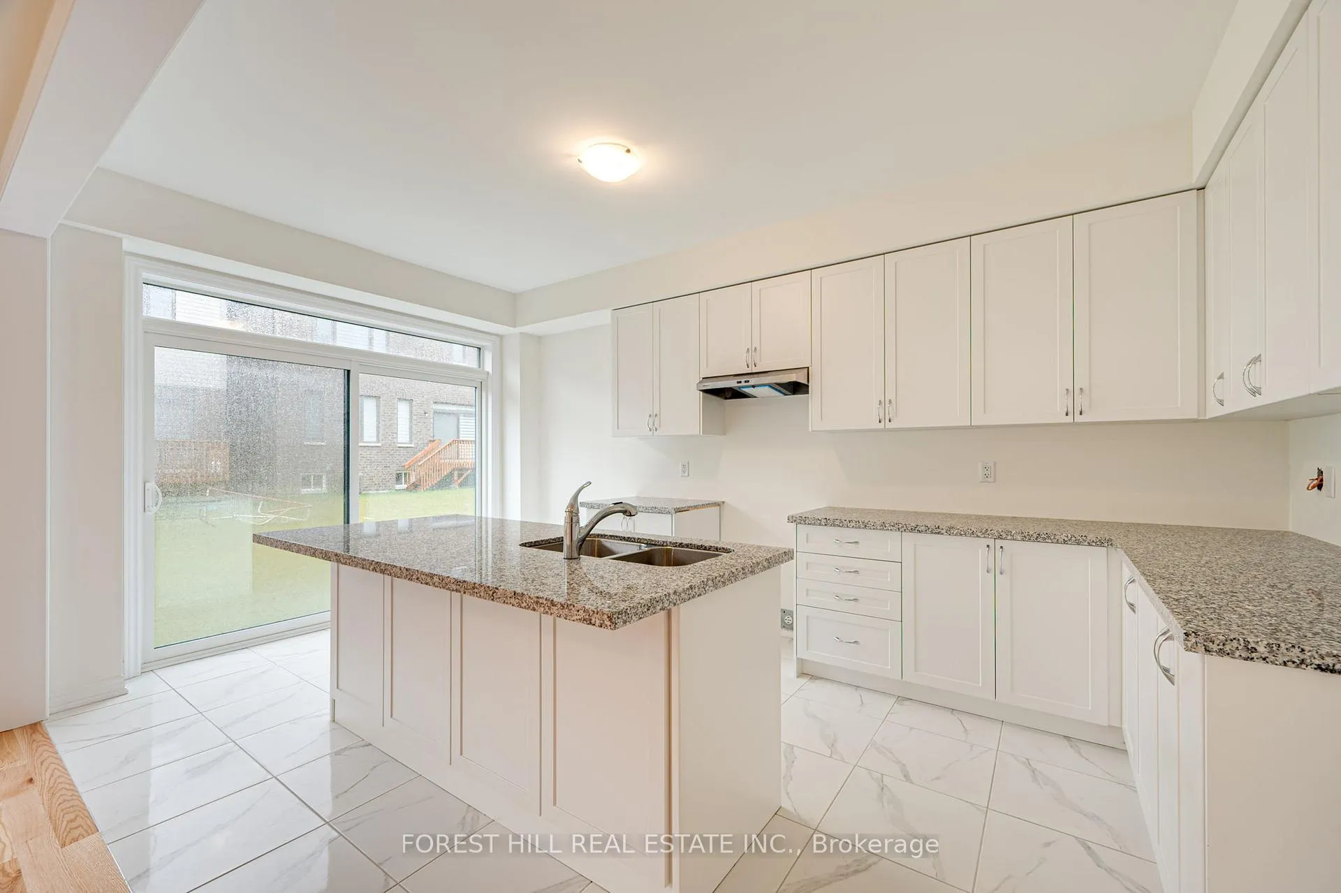 Photo 6 of 146 Notthingham Road, Barrie, Rural Barrie Southeast — HOMEH