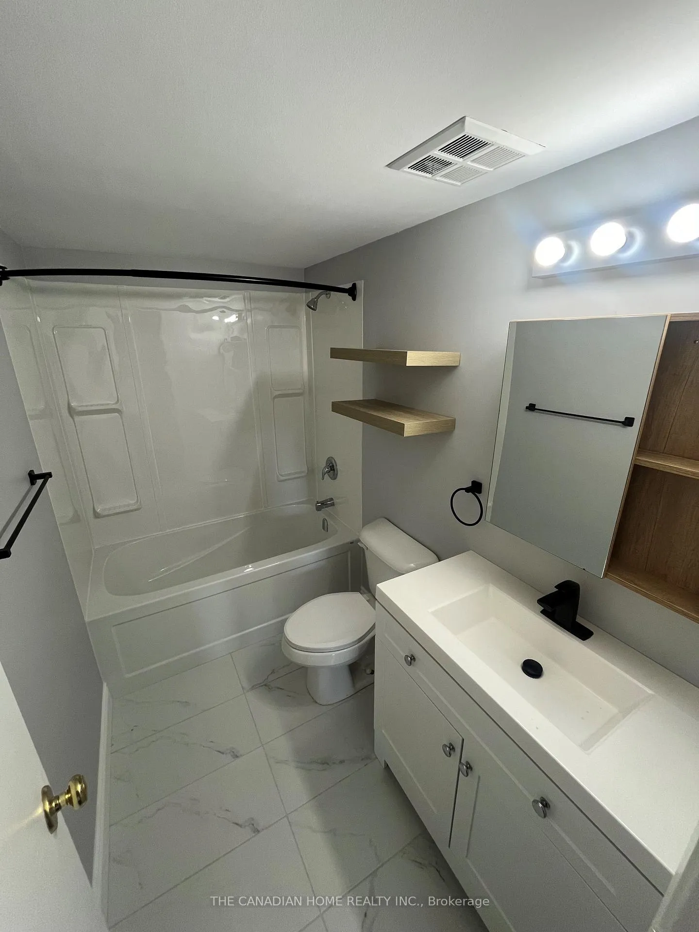 Photo 2 of Unit 412, 15 Hofstetter Avenue, Kitchener — HOMEH