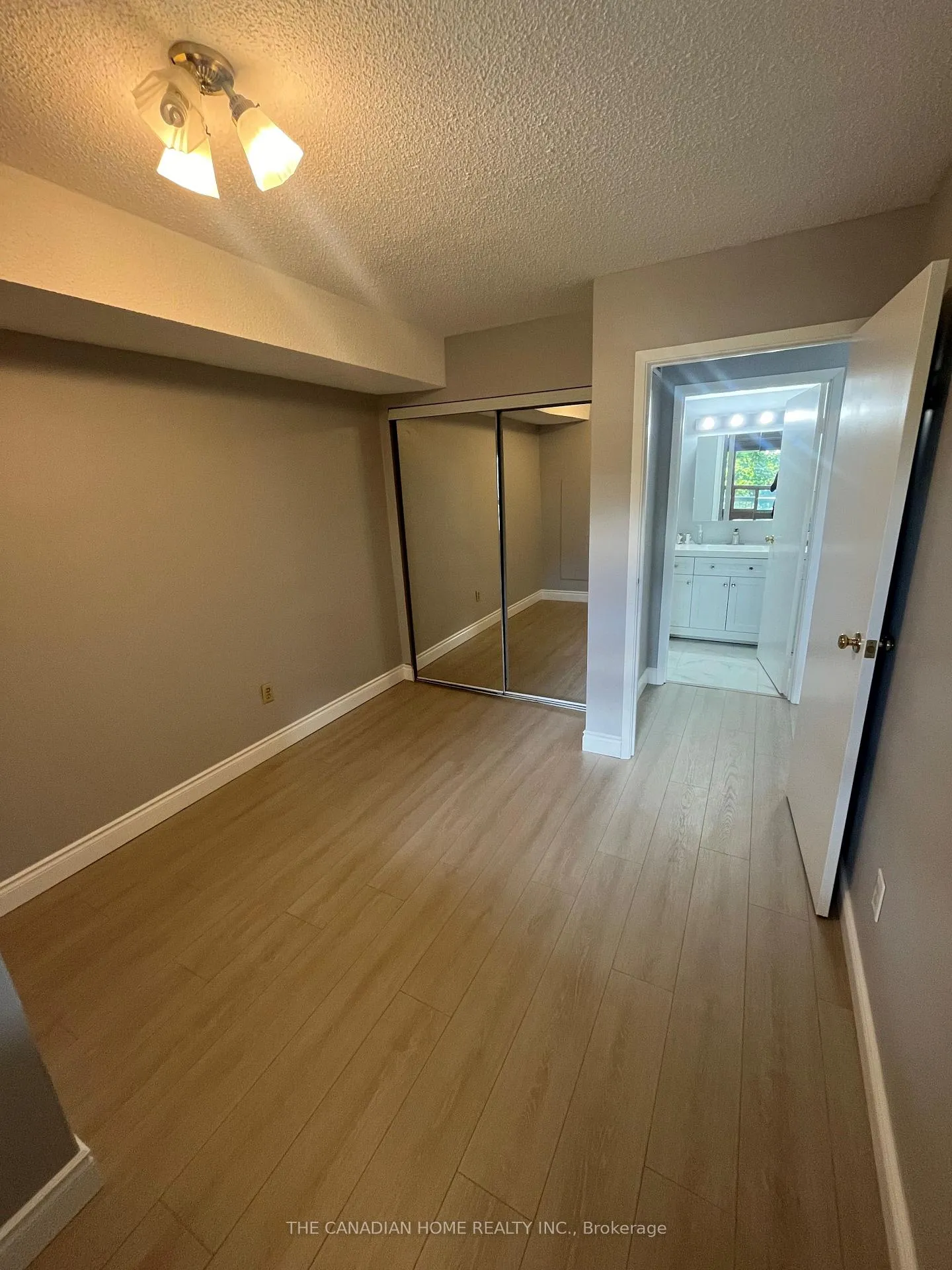 Photo 4 of Unit 412, 15 Hofstetter Avenue, Kitchener — HOMEH