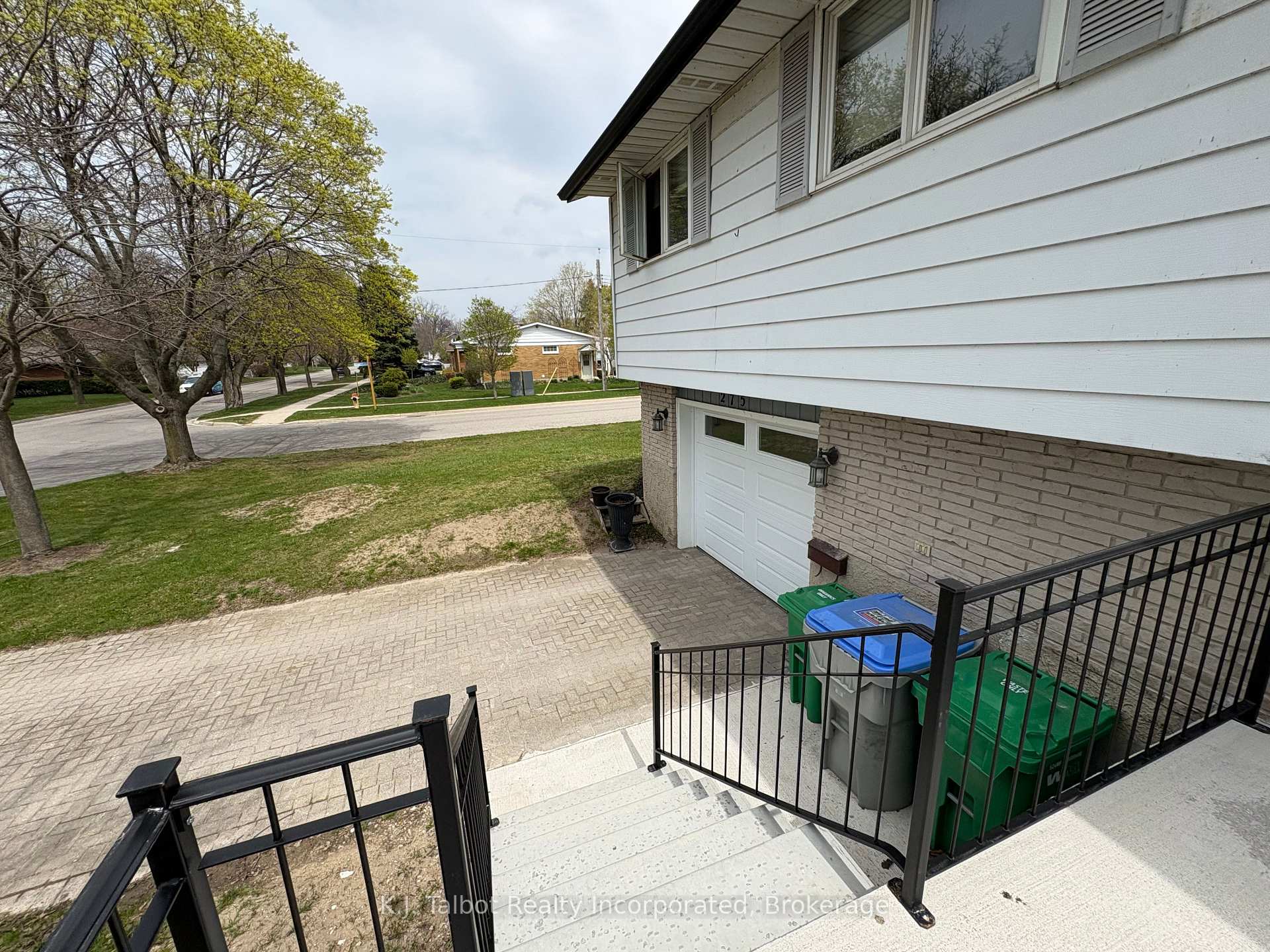 Photo 6 of 275 Warren Street, Goderich, Goderich (Town) — HOMEH