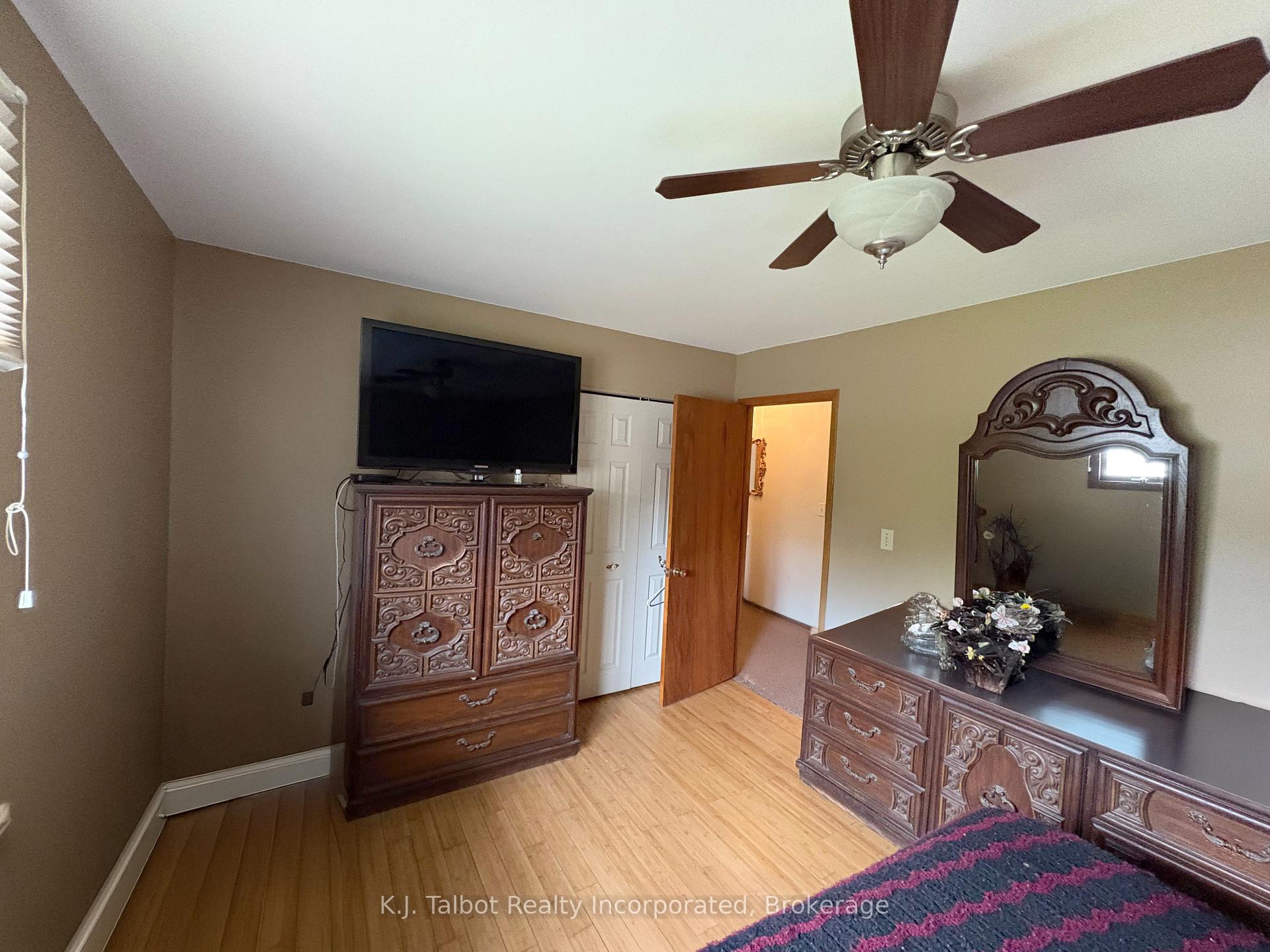 Photo 16 of 275 Warren Street, Goderich, Goderich (Town) — HOMEH