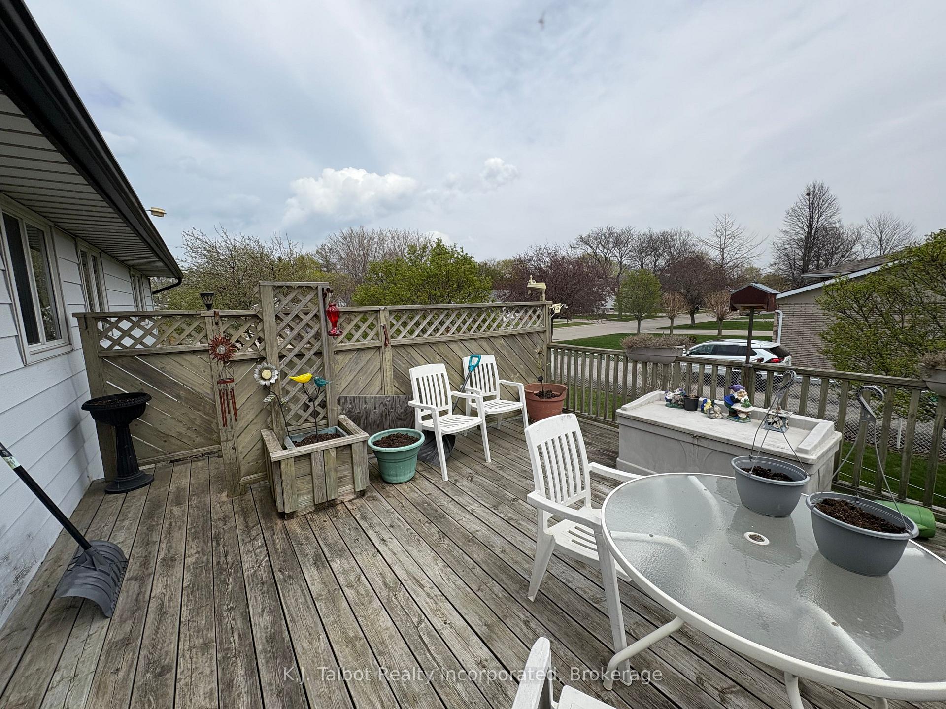 Photo 29 of 275 Warren Street, Goderich, Goderich (Town) — HOMEH