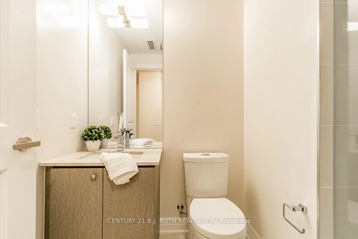 Photo 18 of 9075 Jane Street, Vaughan, Concord — HOMEH