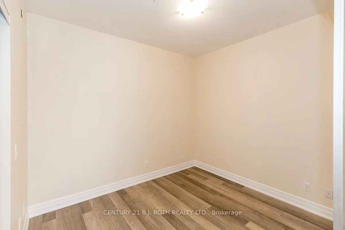 Photo 20 of 9075 Jane Street, Vaughan, Concord — HOMEH