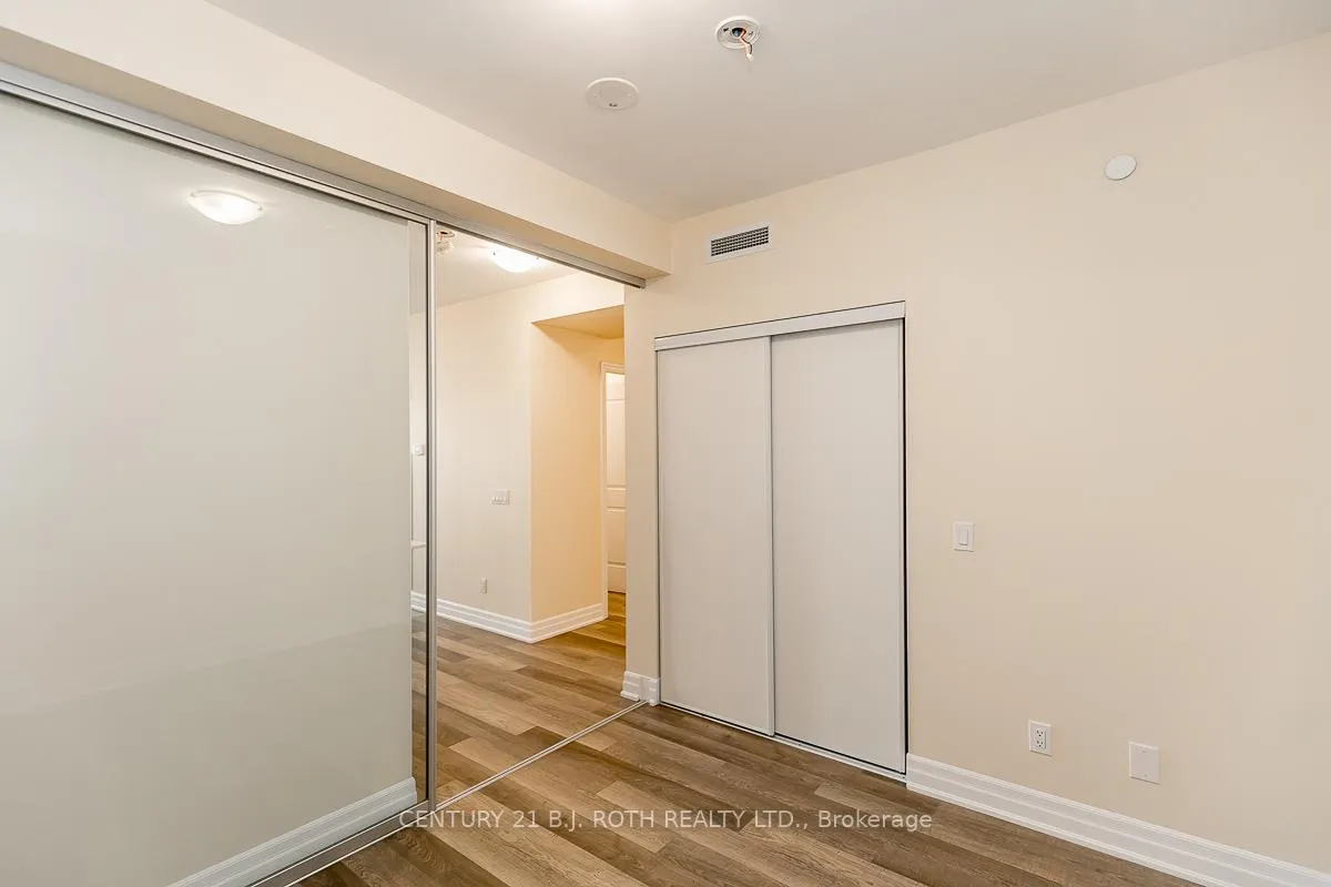 Photo 21 of 9075 Jane Street, Vaughan, Concord — HOMEH