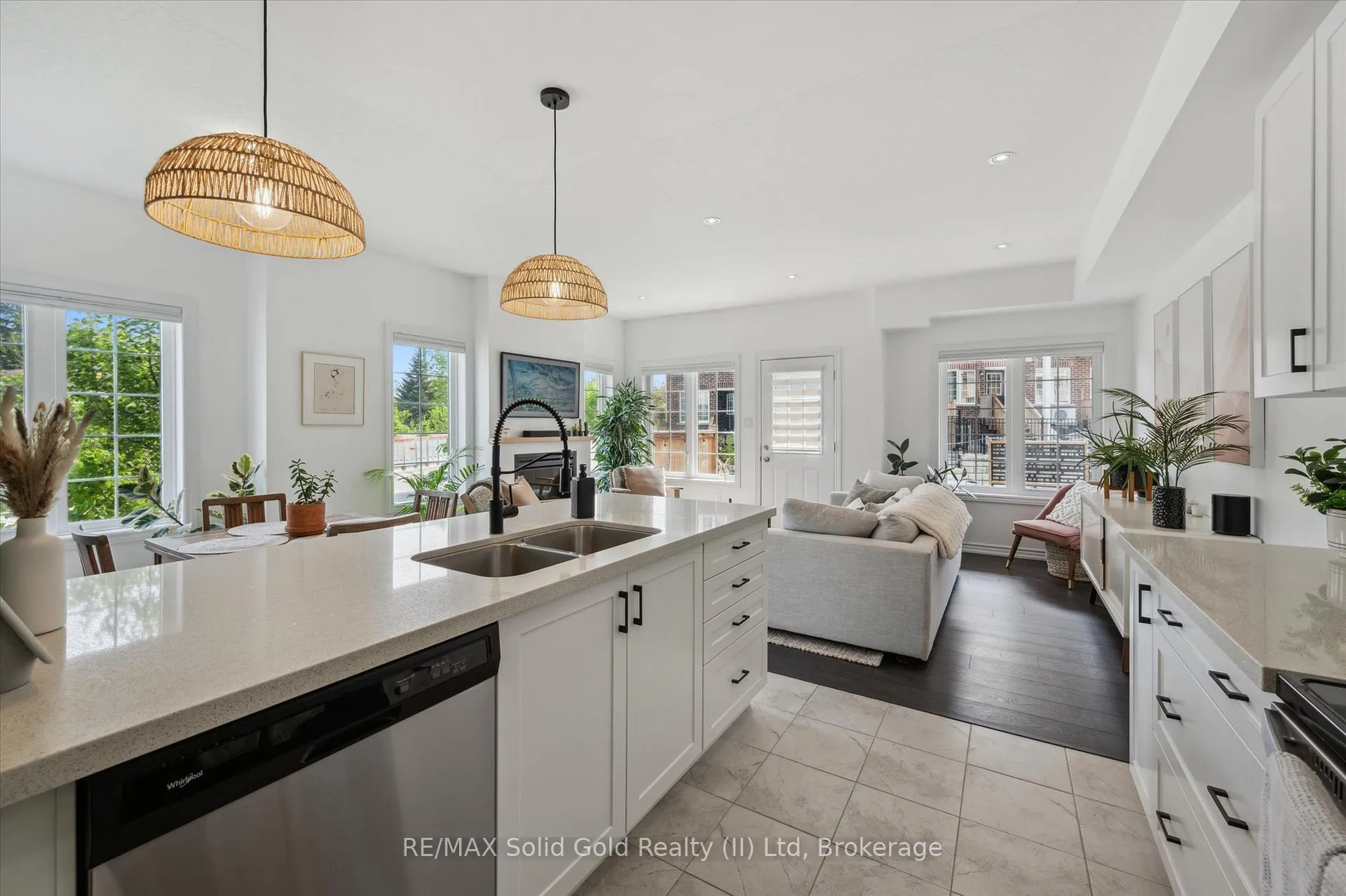 Photo 17 of 371A Westwood Drive E, Kitchener — HOMEH