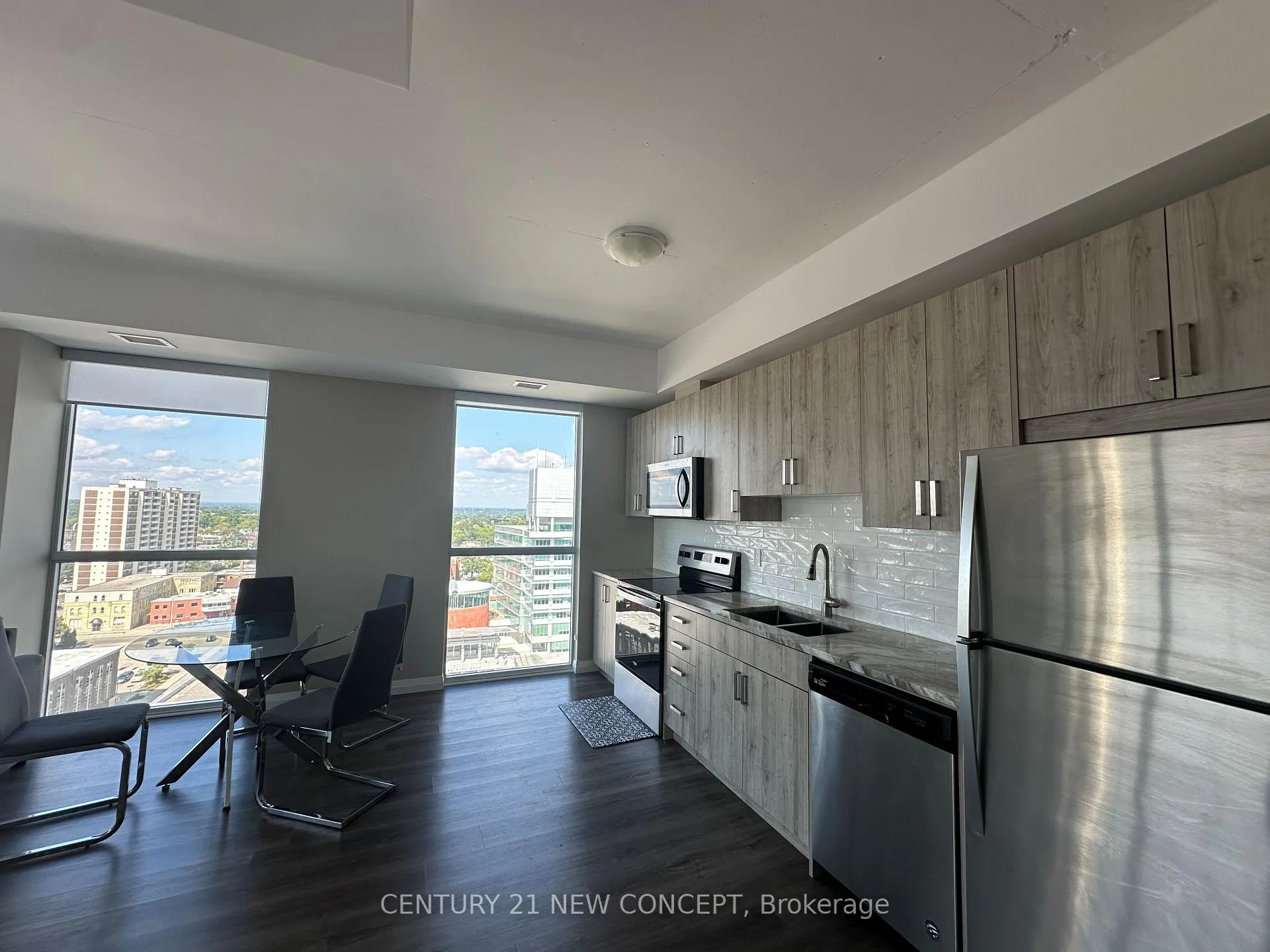 Photo 7 of Unit 1510, 60 Charles Street W, Kitchener — HOMEH