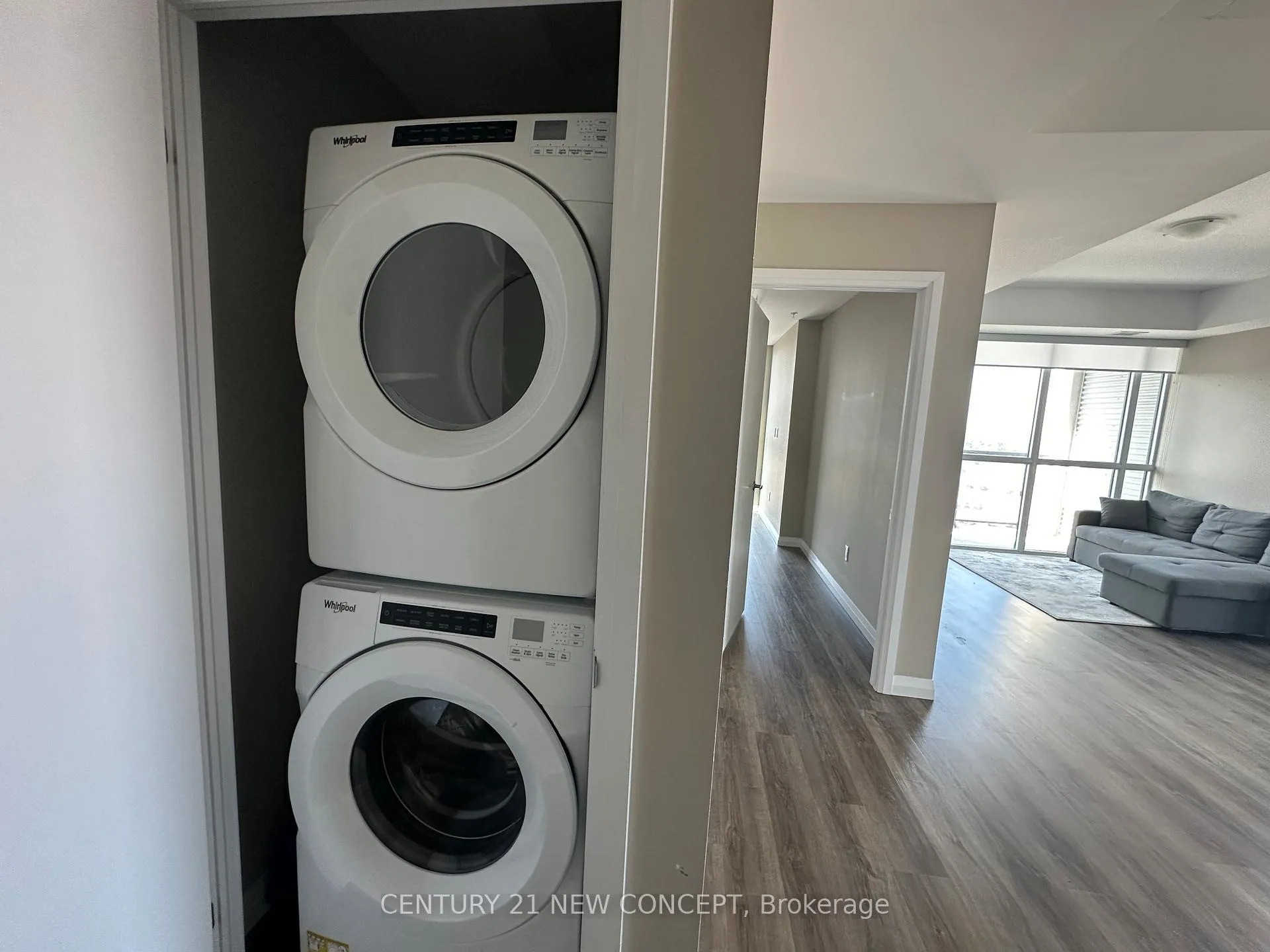 Photo 10 of Unit 1510, 60 Charles Street W, Kitchener — HOMEH