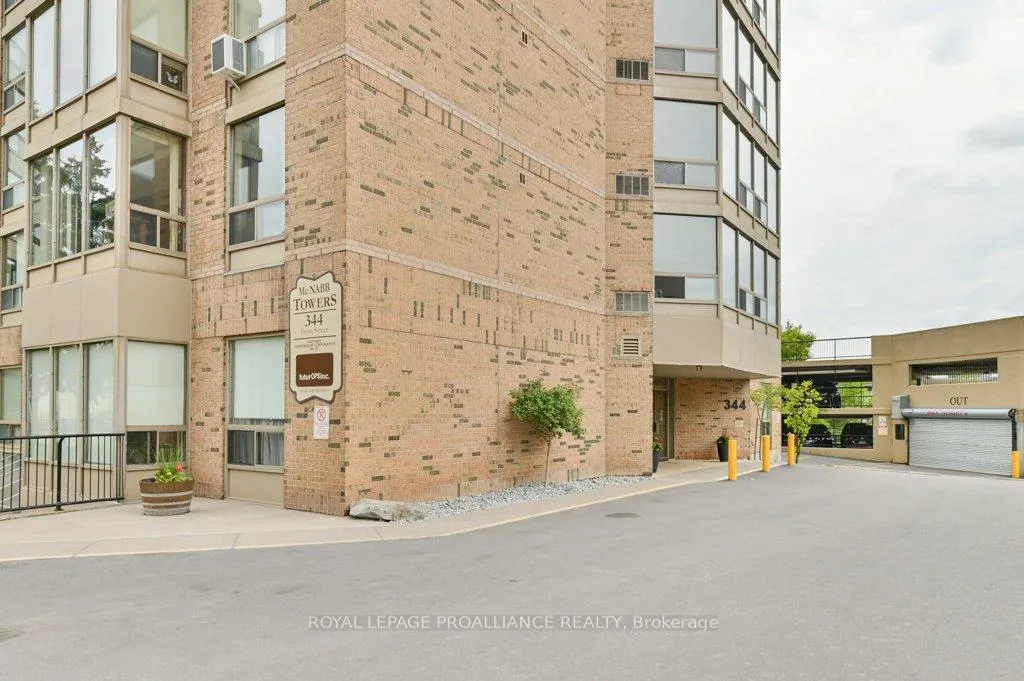 Photo 3 of Unit 906, 344 Front Street, Belleville, Belleville Ward — HOMEH