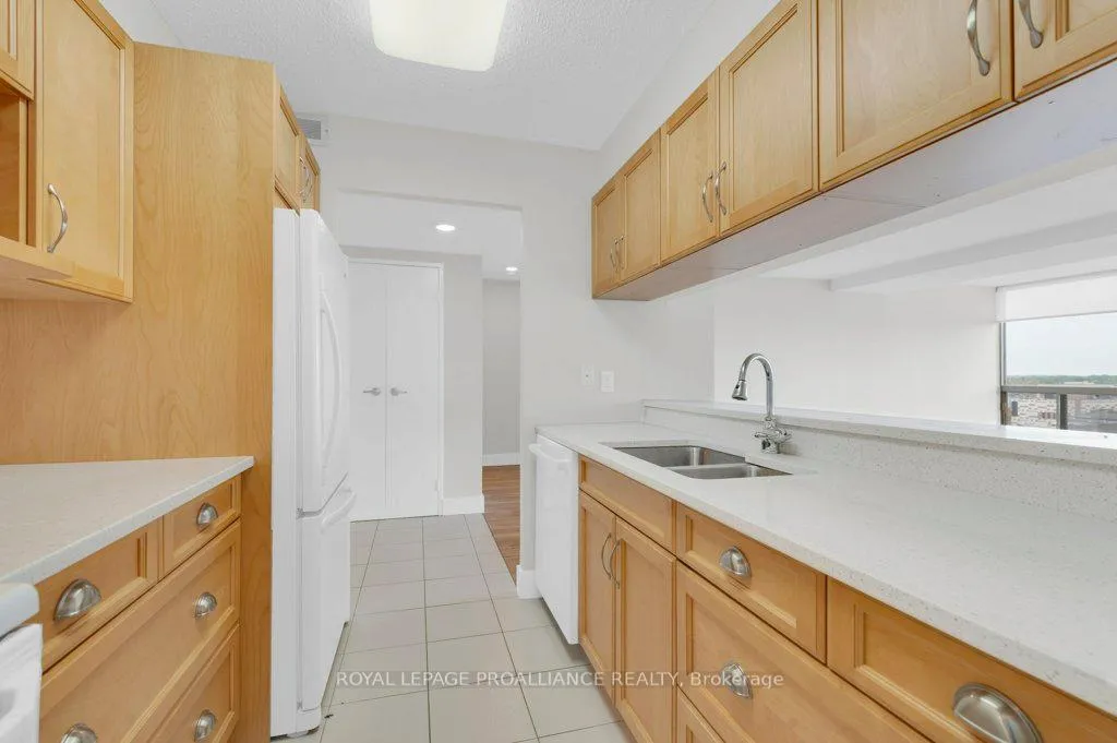 Photo 12 of Unit 906, 344 Front Street, Belleville, Belleville Ward — HOMEH