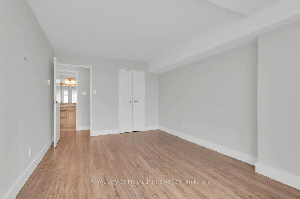Photo 26 of Unit 906, 344 Front Street, Belleville, Belleville Ward — HOMEH