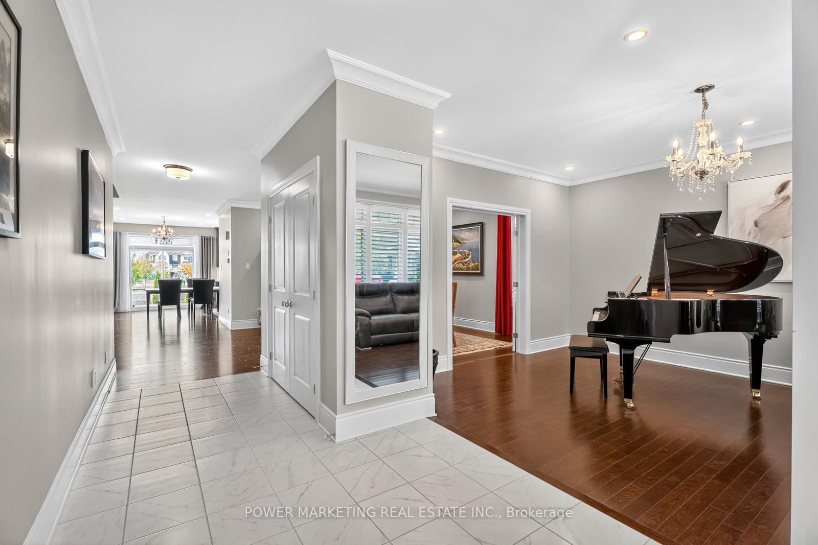 Photo 5 of 692 Egret Way, Ottawa, Barrhaven - Half Moon Bay — HOMEH