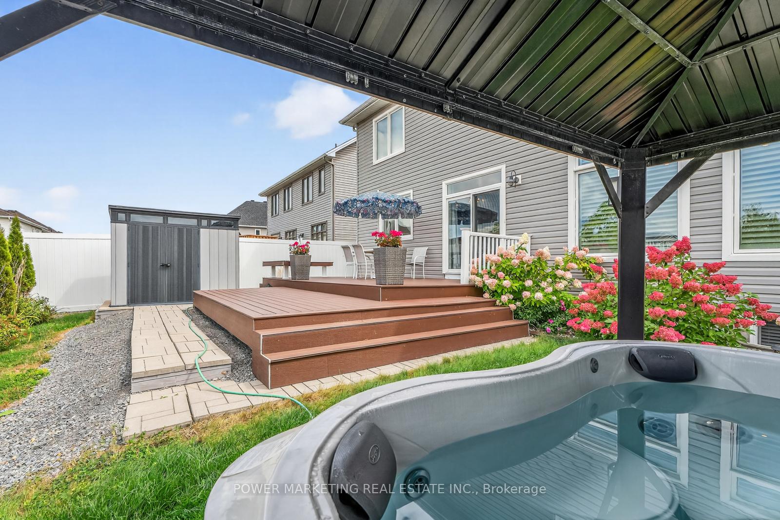 Photo 46 of 692 Egret Way, Ottawa, Barrhaven - Half Moon Bay — HOMEH