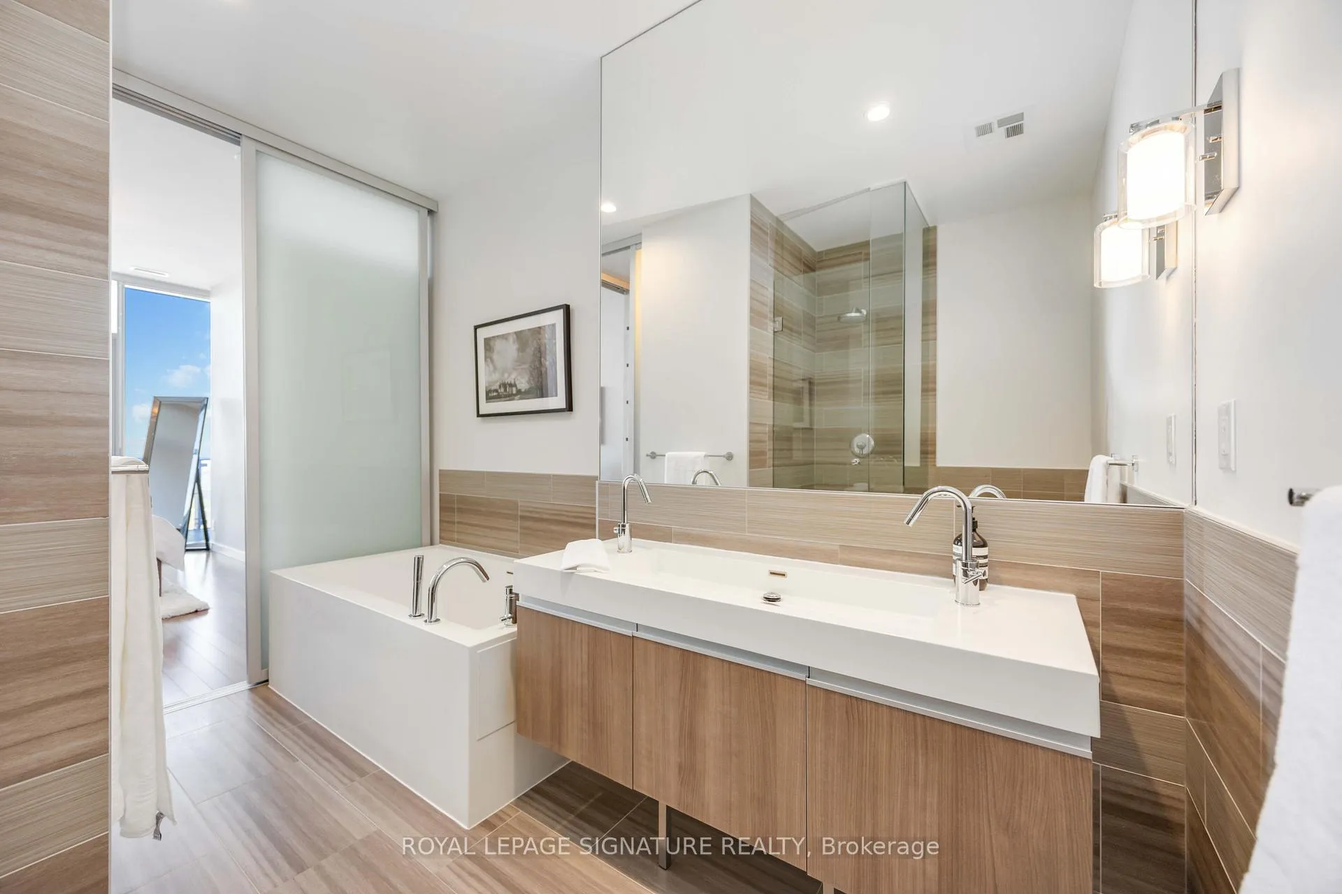 Photo 14 of Unit 3504, 390 Cherry Street, Toronto, Waterfront Communities — HOMEH