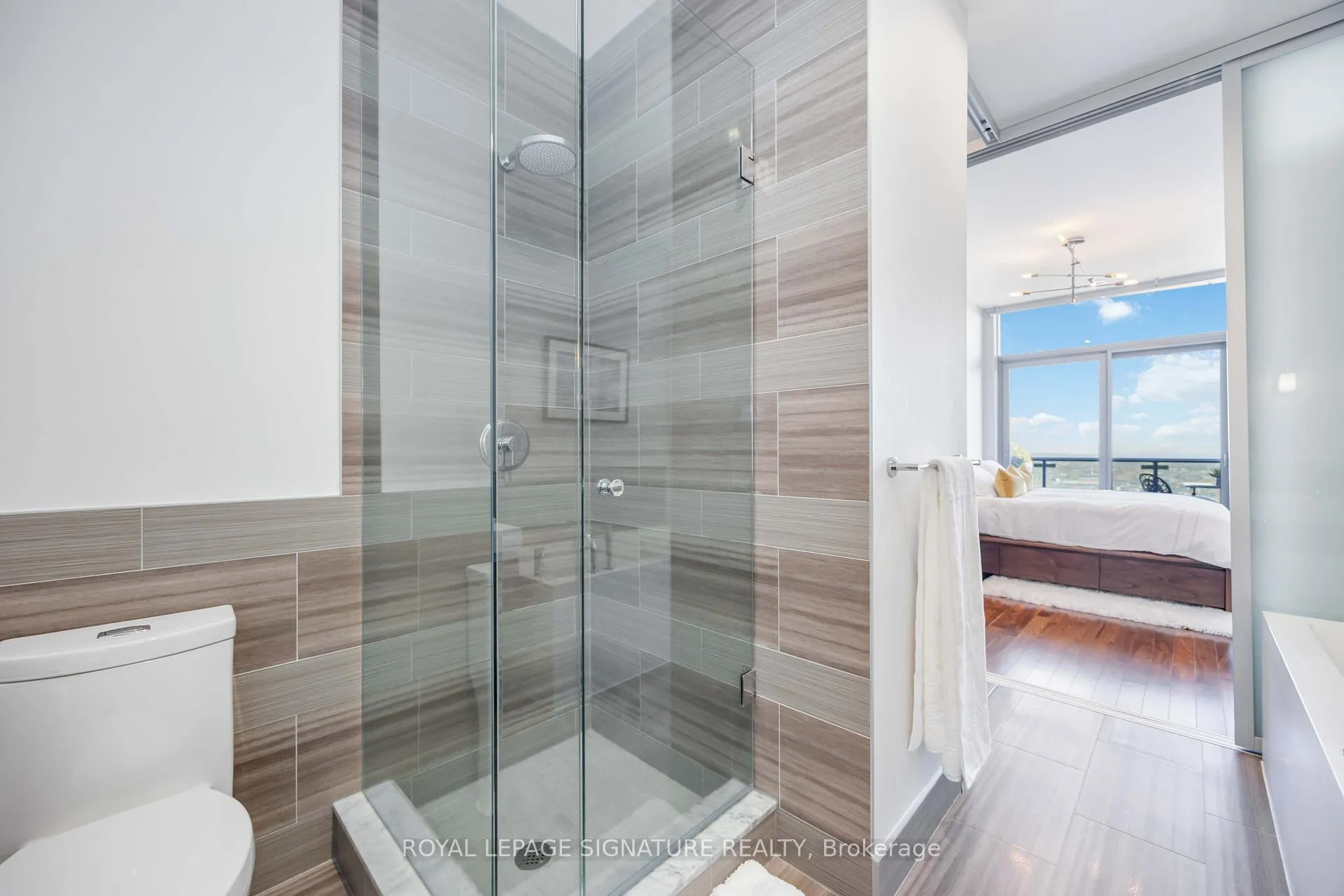 Photo 15 of Unit 3504, 390 Cherry Street, Toronto, Waterfront Communities — HOMEH