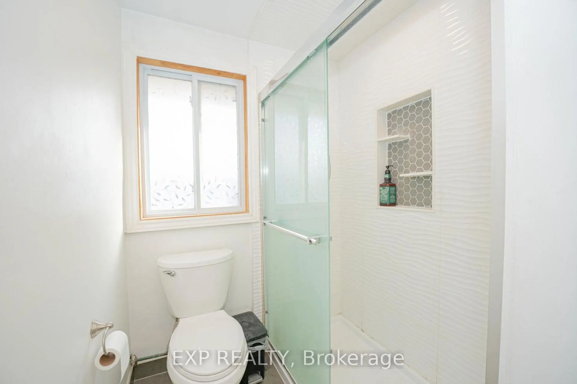 Photo 16 of 84 Wimbleton Crescent, Kitchener — HOMEH