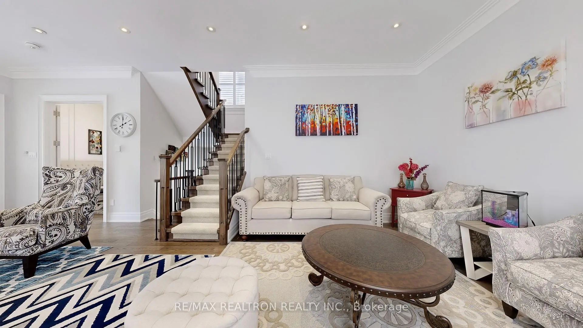 Photo 4 of 746A Stonepath Circle, Pickering, Amberlea — HOMEH